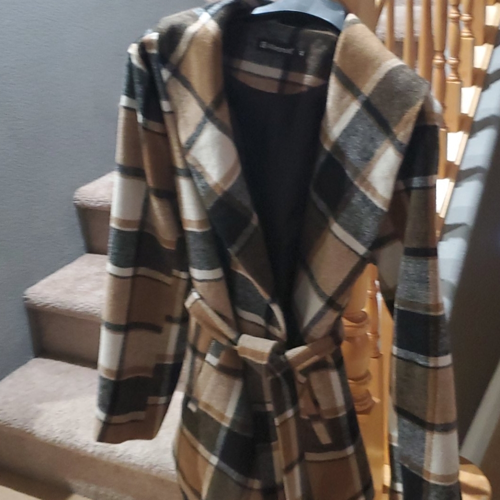 Jacket - Picture 2 of 4